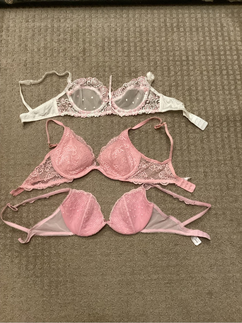 Victoria's Angel Bra + 2 More